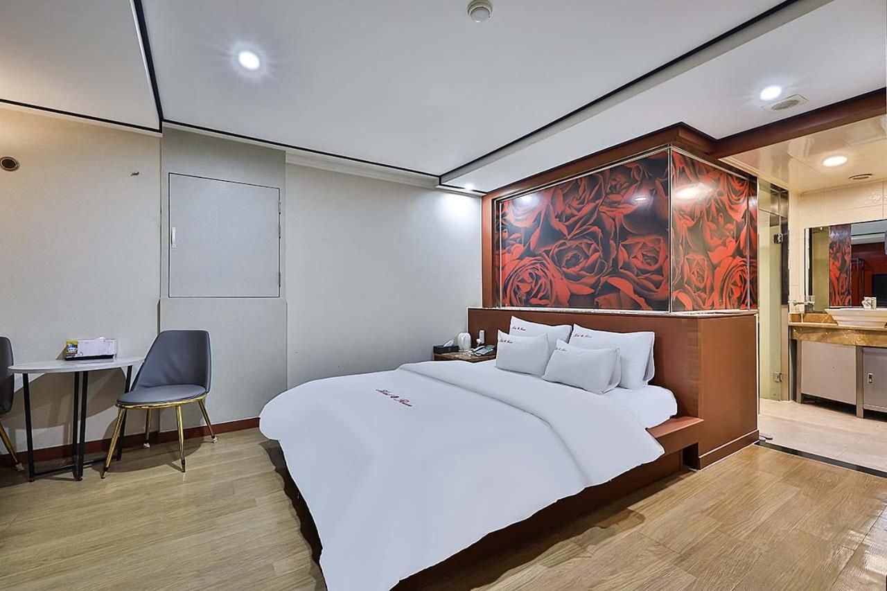 Flower Hotel Seoul Luaran gambar